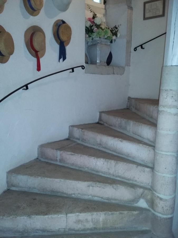 Chez Zaza Acomodação com café da manhã Stigny Exterior foto